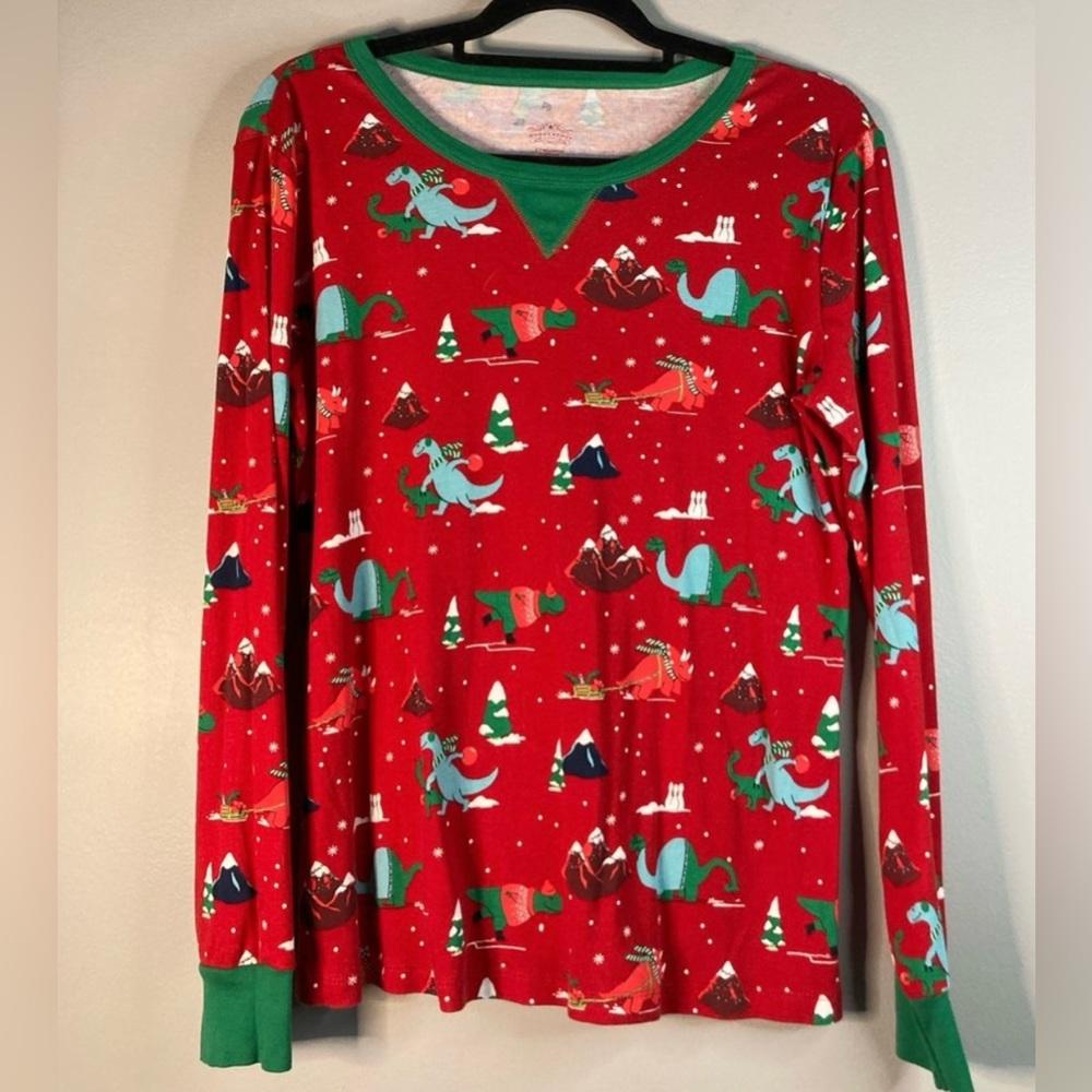 Wonder Shop Women’s M
Pajama pant set
Sleepwear 
Dinosaur Holiday 
Bowling